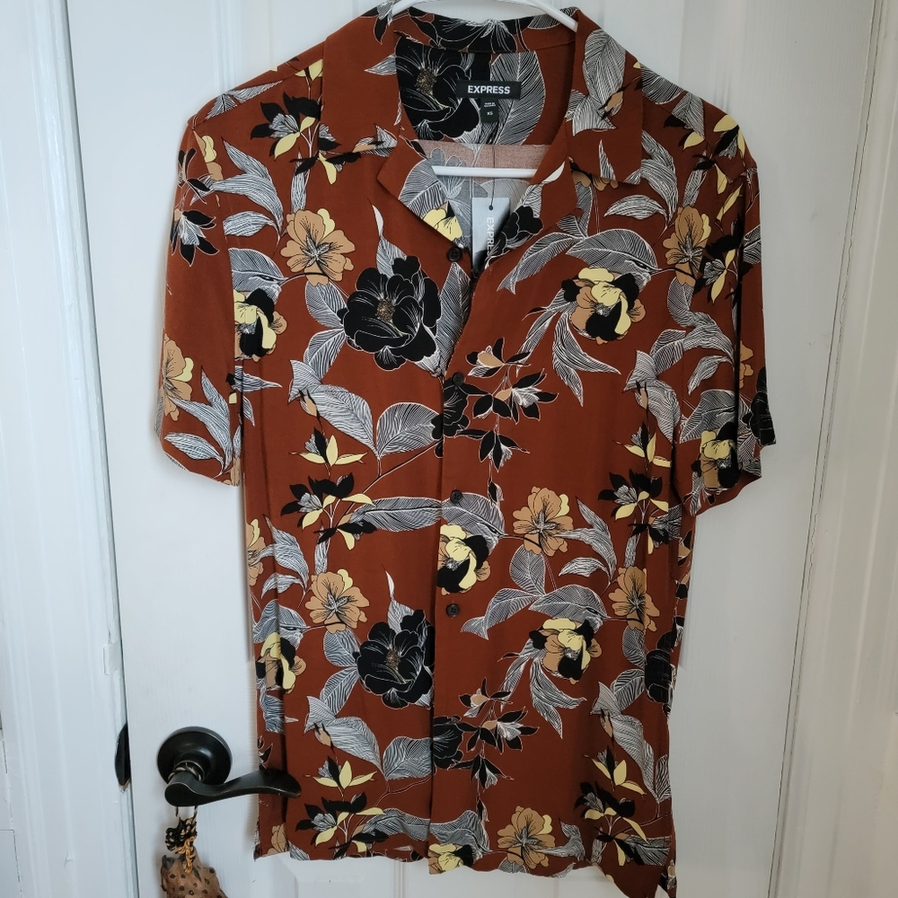 NWT Express floral button up shirt